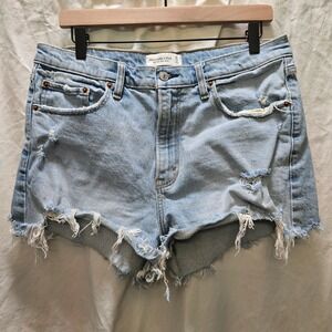 Abercrombie Fitch High Rise Mom Shorts Light Wash Distressed Frayed‎ Denim 14